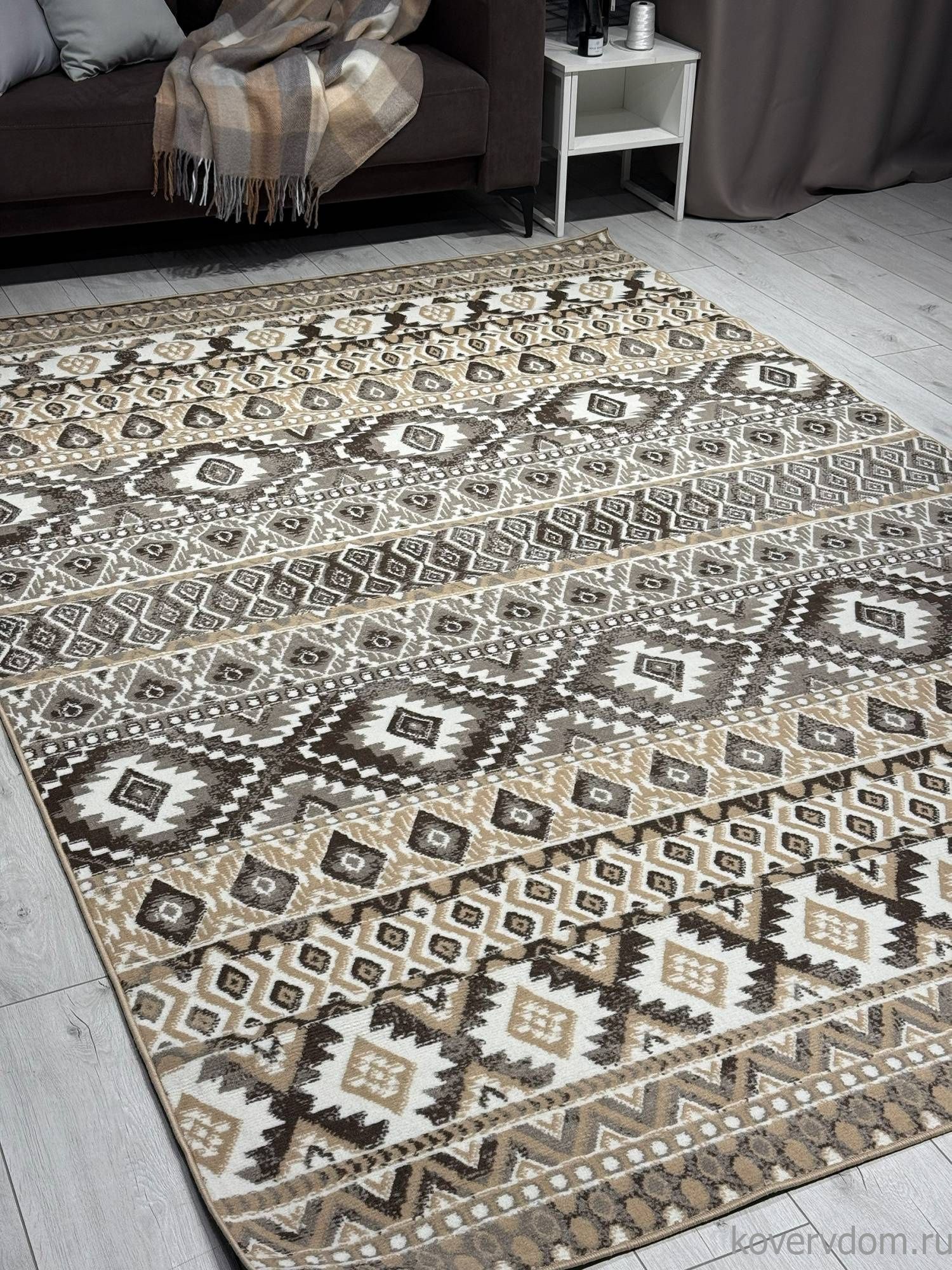 Ковер PRAGA 06050A BROWN / TOZ GRI