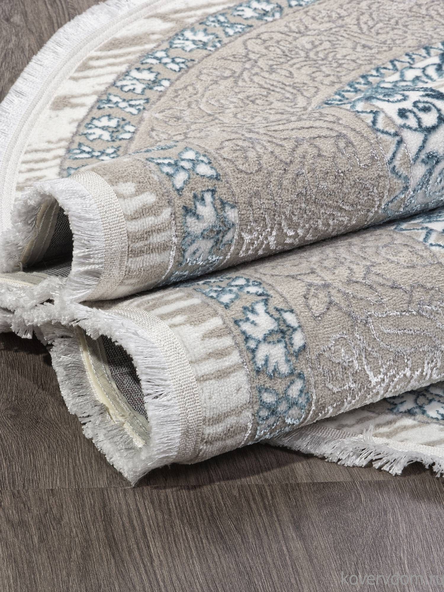 Ковер ALFANI Q012A BLUE FDY / CREAM SHRINK Овал Ковер ALFANI Q012A BLUE FDY / CREAM SHRINK Овал